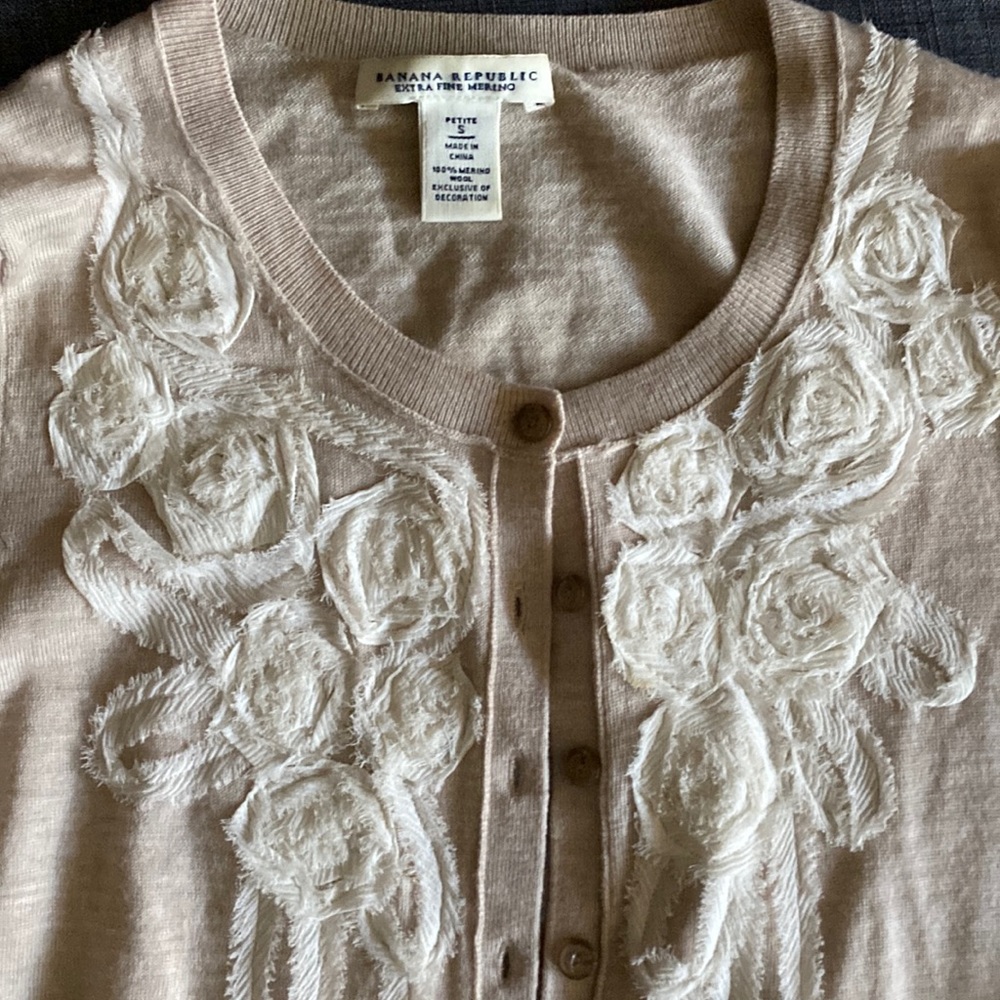 Banana Republic extra fine merino wool cardigan petite S PS